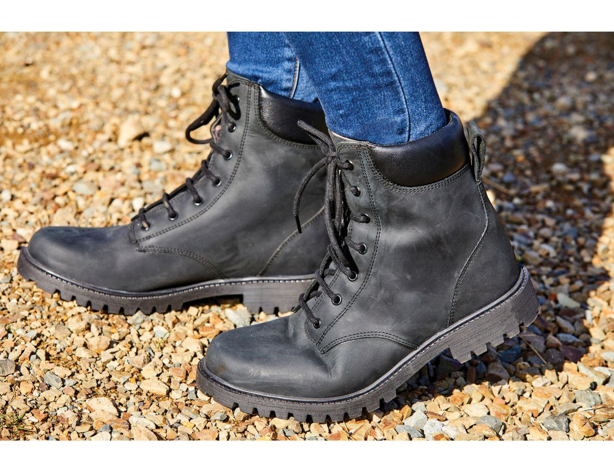 1001727000-BLACK_DB-Venturer-Lace-Boots2_Image_Null_Hero.jpg