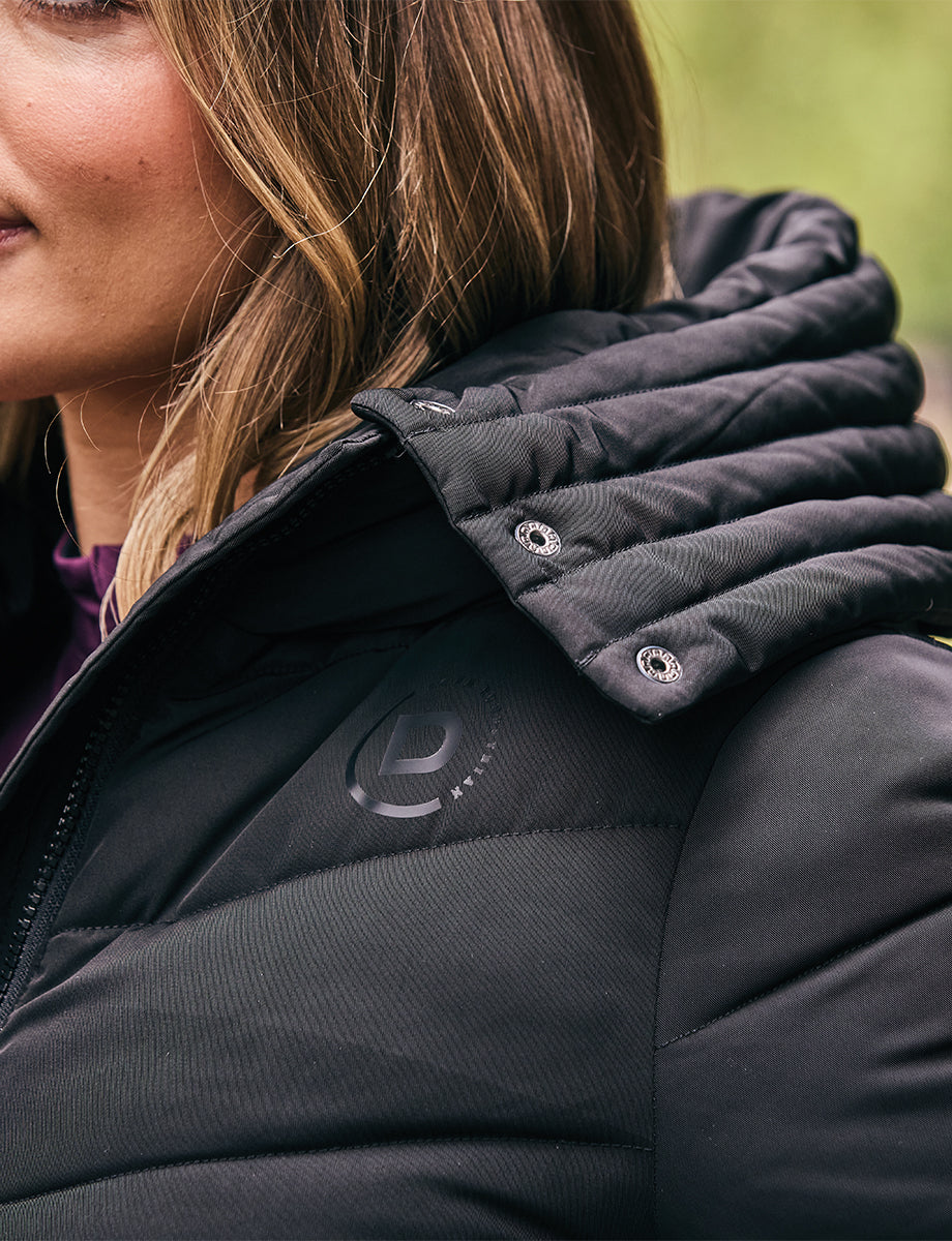 1028855000-BLACK_DB-Longline-Puffer-Lifestyle-Detail_Image_Null_Hero.jpg