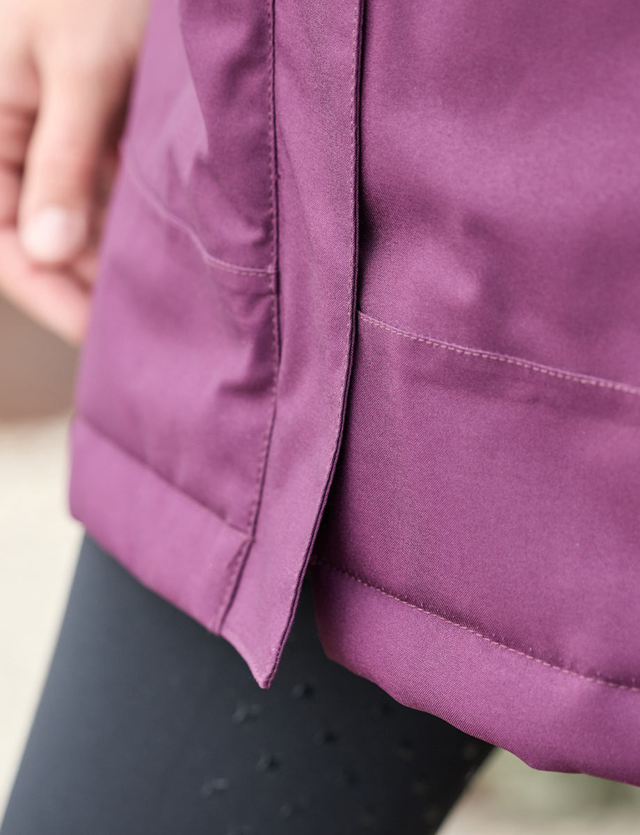 1028865000-PURPLEVIOLET_DB-Everyday-Waterproof-Jacket-Front-Seam-Lifestyle_Image_Null_Hero.jpg